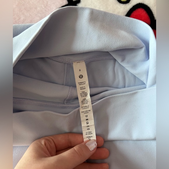 Lululemon shorts, size 8! very strechable and soft material. - Picture 2 of 5